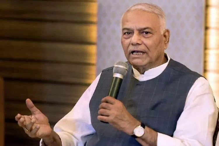 Discontent grows in CPI(M) over support to Yashwant Sinha