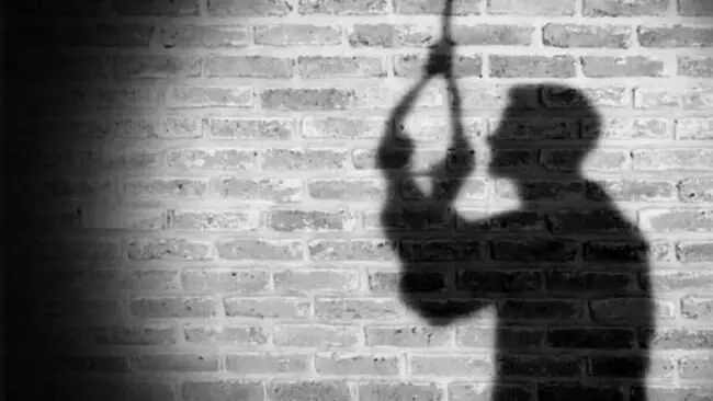 Man ends life over harassment by loan recovery agents in Attapur