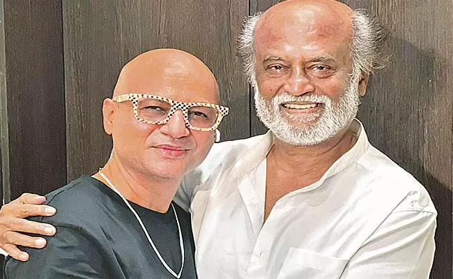 Aalim Hakim gives a touch to Rajinikanth's style