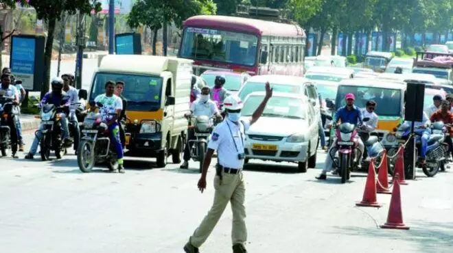 Cyberabad police issues traffic diversions for 90 days near Bashirabad