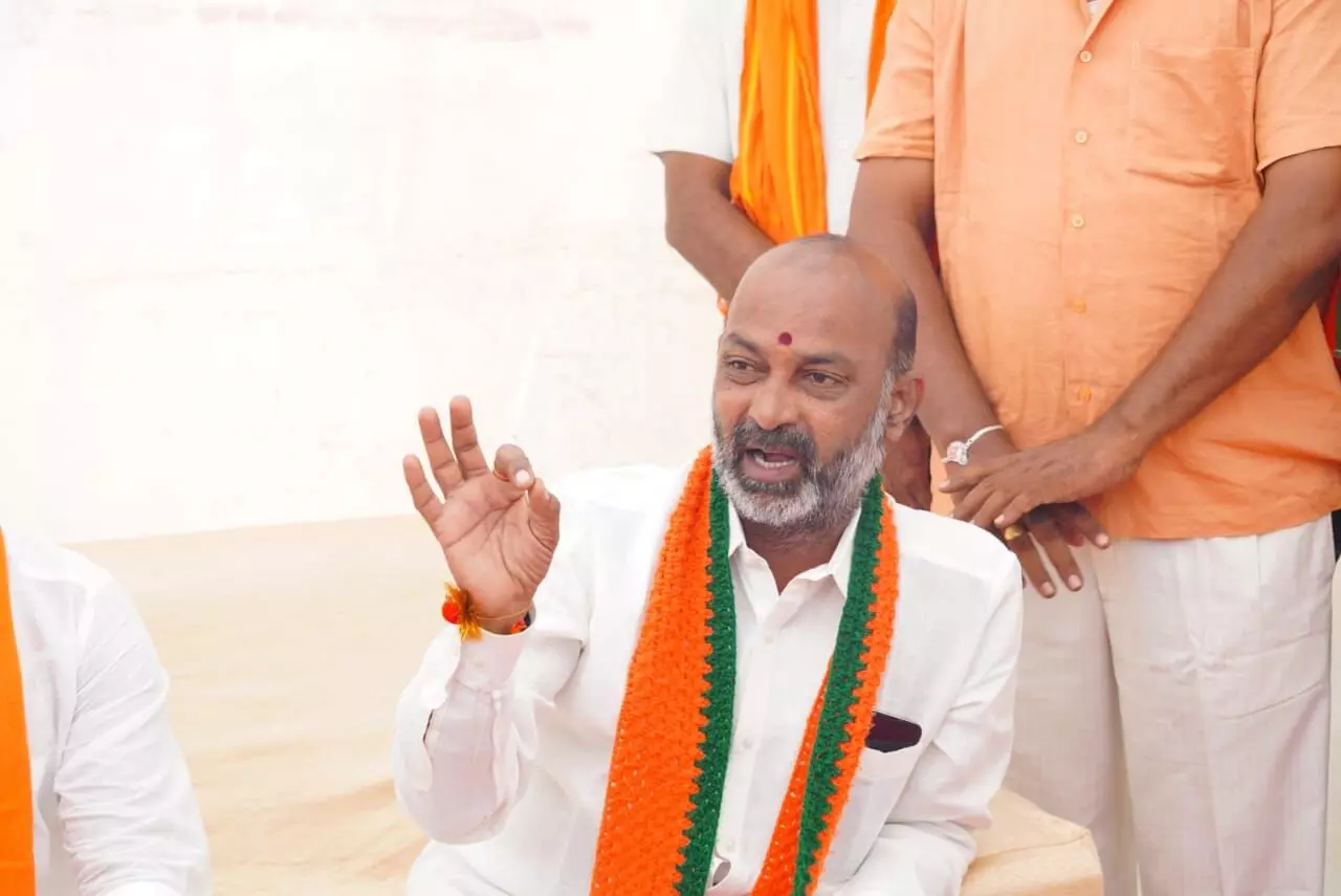 BJP will act against pro-TRS officials, threatens Bandi Sanjay