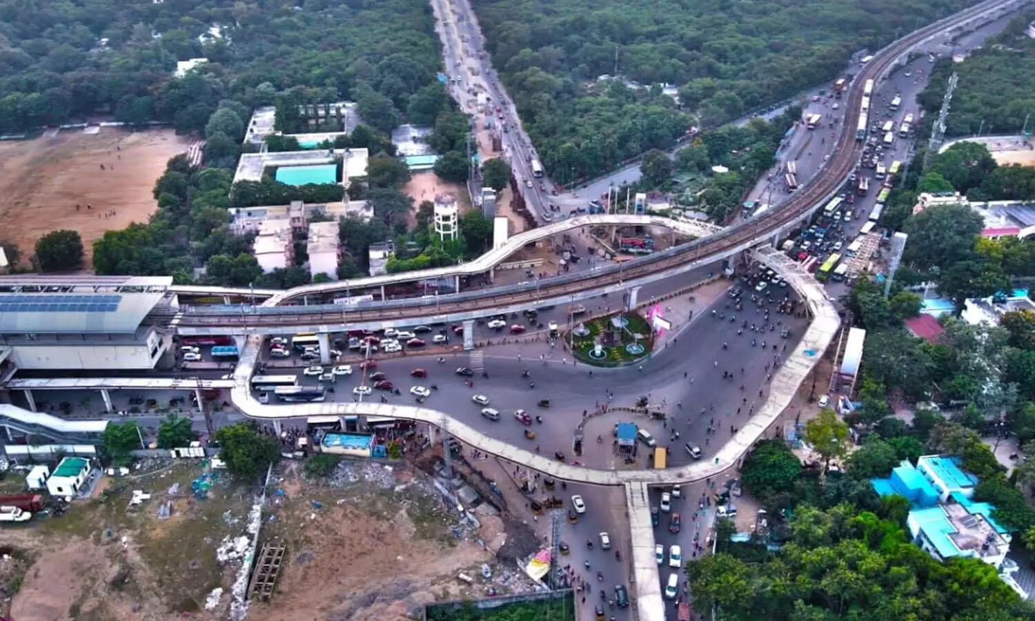 Uppal junction elevated walkway to be completed by year-end