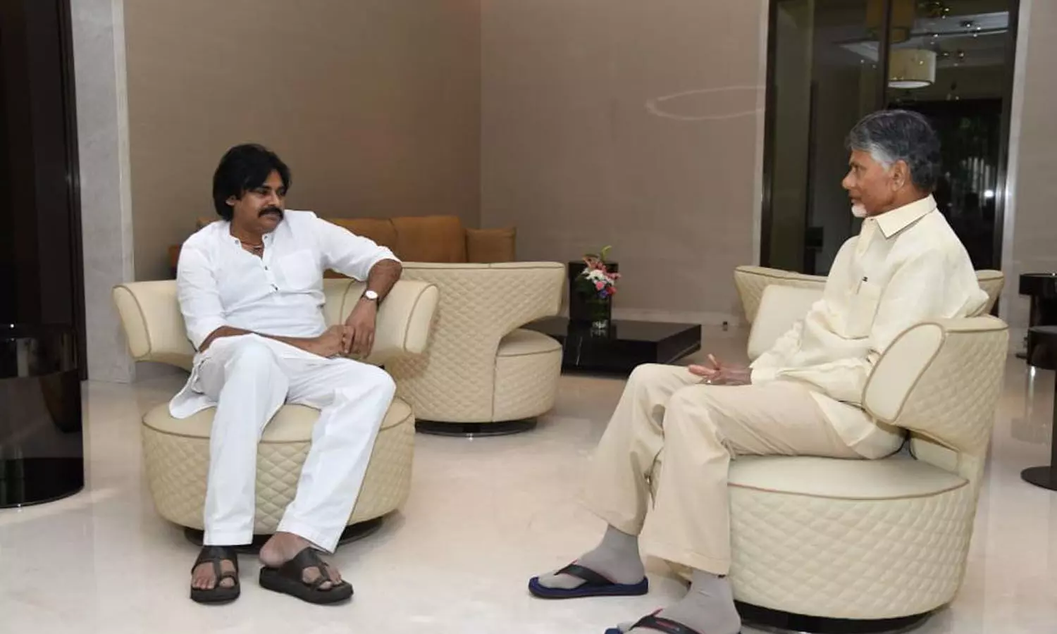 Pawan Kalyan-Chandrababu