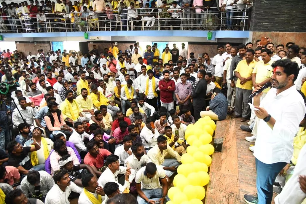 Jagan only prostrating before Centre, not raising State issues: Nara Lokesh