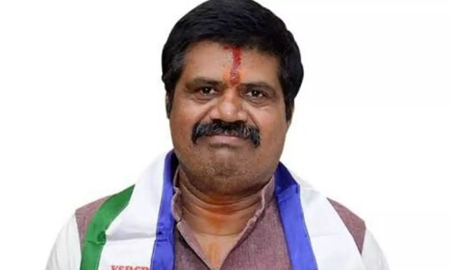 Former YSRCP Minister welcomed in Visakhapatnam with garland of shoes