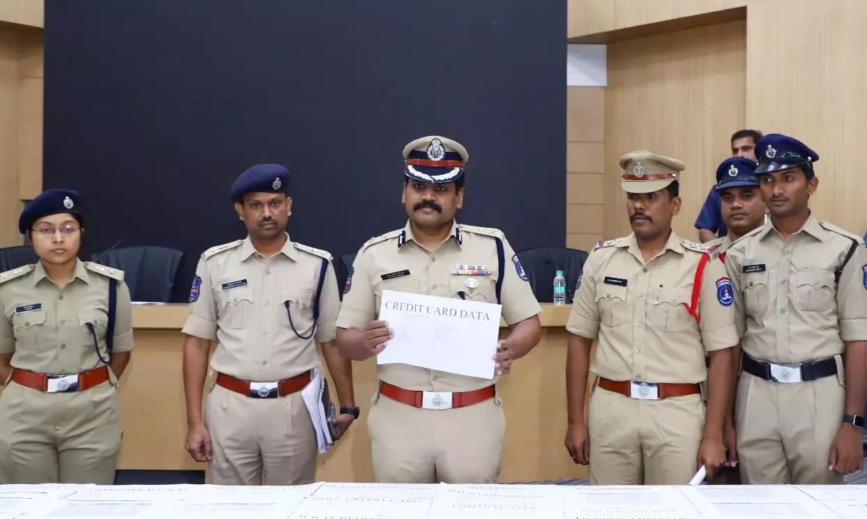 Cyberabad Police bust a gang stealing bank data, cheating credit cardholders