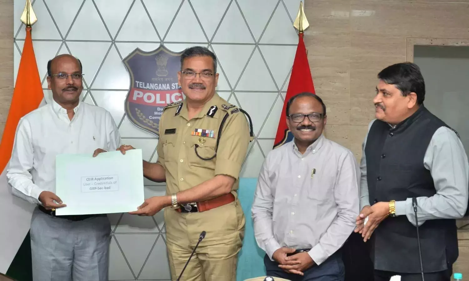Thanks to CIER, Telangana police trace, unblock, return 1,000 lost phones in 30 days