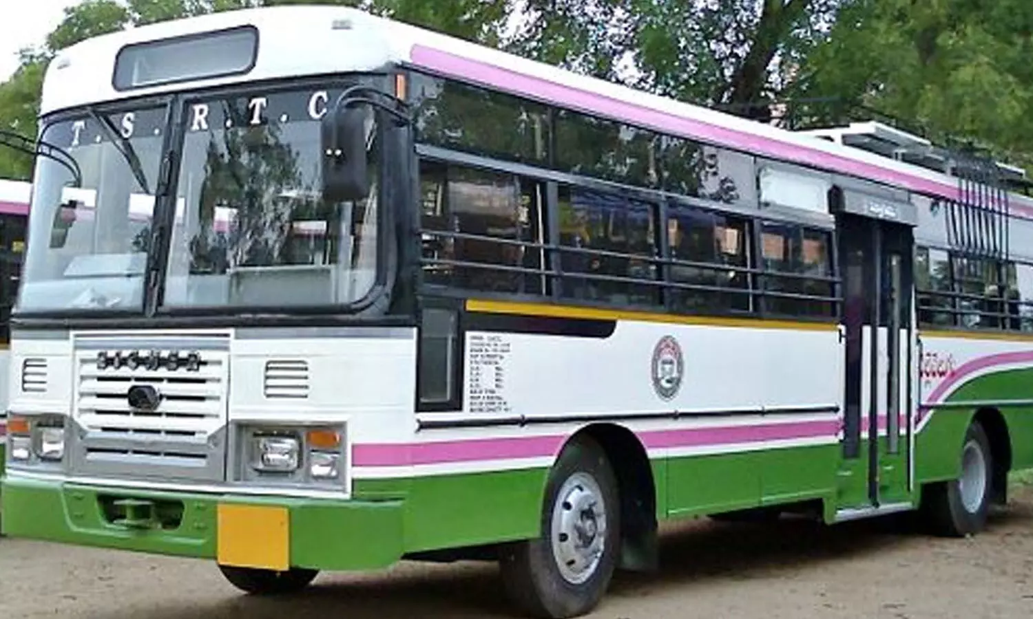 Passenger charged extra on return ticket: Consumer forum penalises TSRTC for Rs.35,000