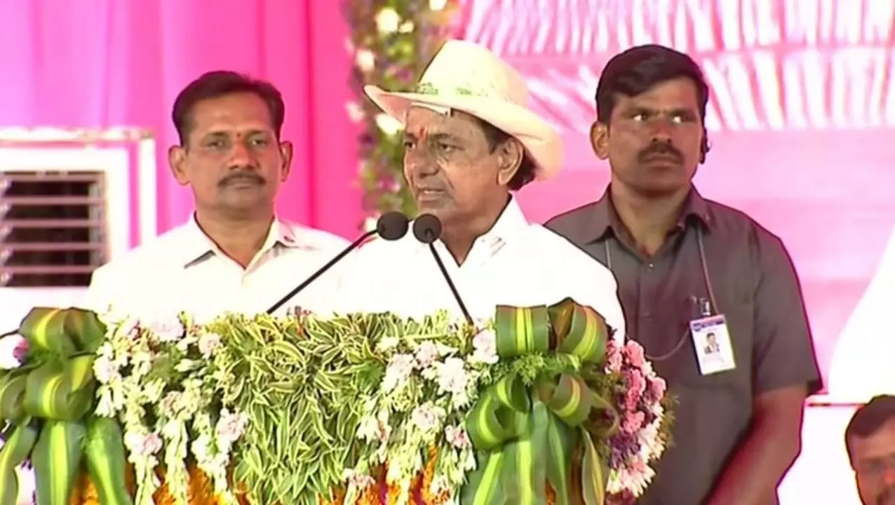 Voting for Congress means voting for dark days, middlemen’s rule: KCR