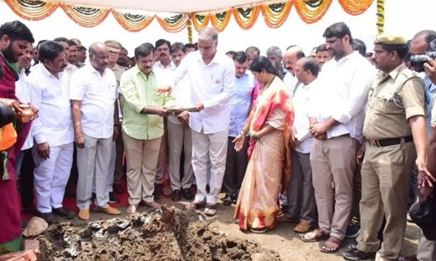 Harish Rao lays stone for Sangameswara Lift Irrigation Project, vows to protect farmers’ interests