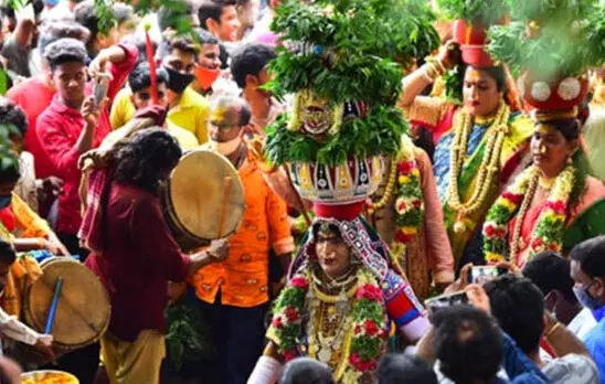 Hyderabad all set for Bonalu from June 22, festivities to kick off from Golconda