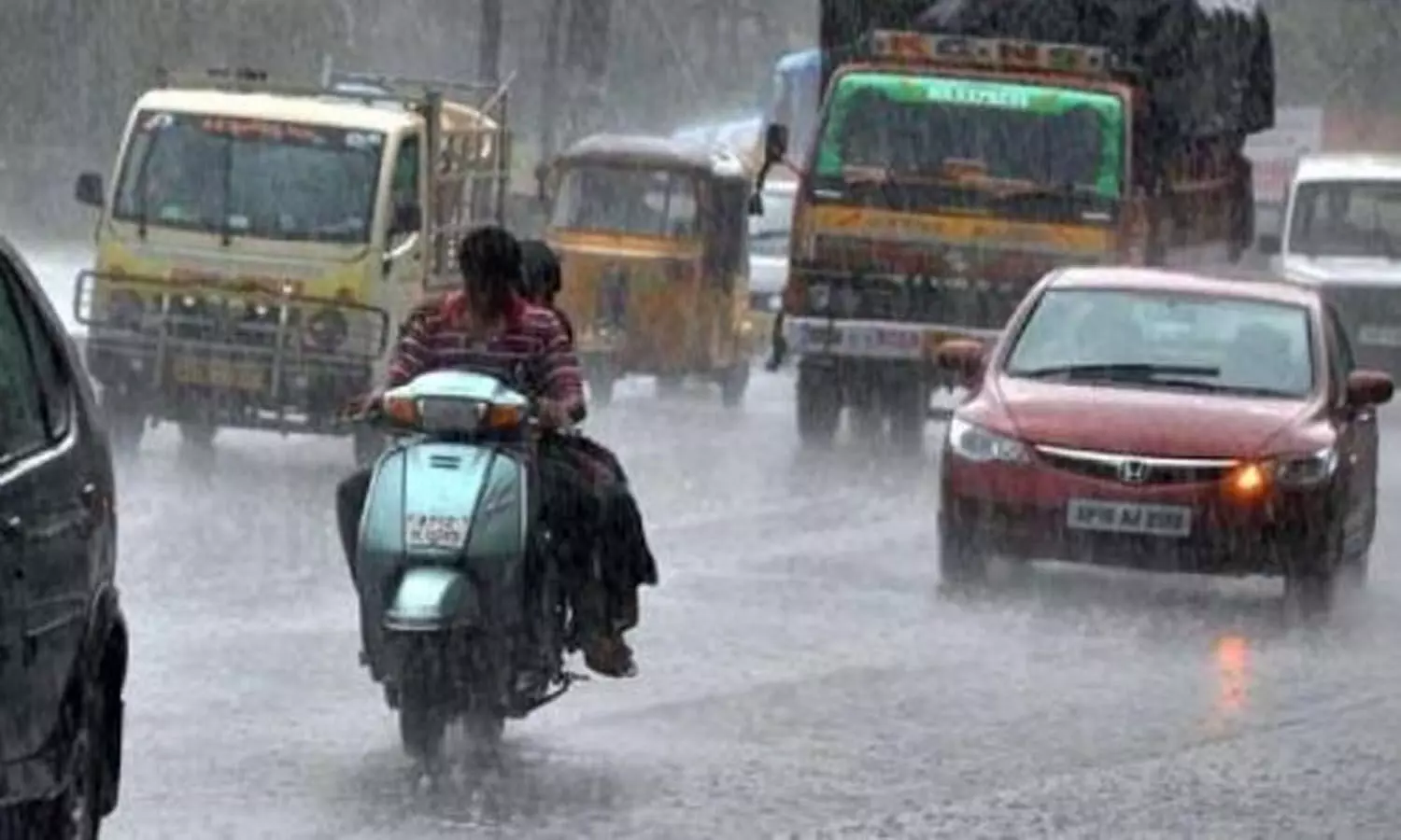 Monsoon Weather: Heavy rain expected in 8 Telangana and 14 Andhra Pradesh districts