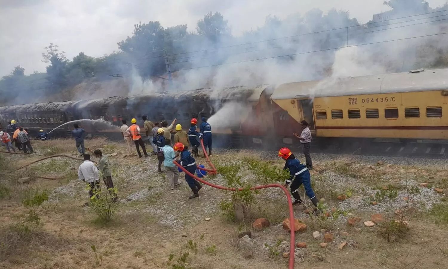 Conspiracy theories emerge over Falaknuma Express fire accident with threatening letter