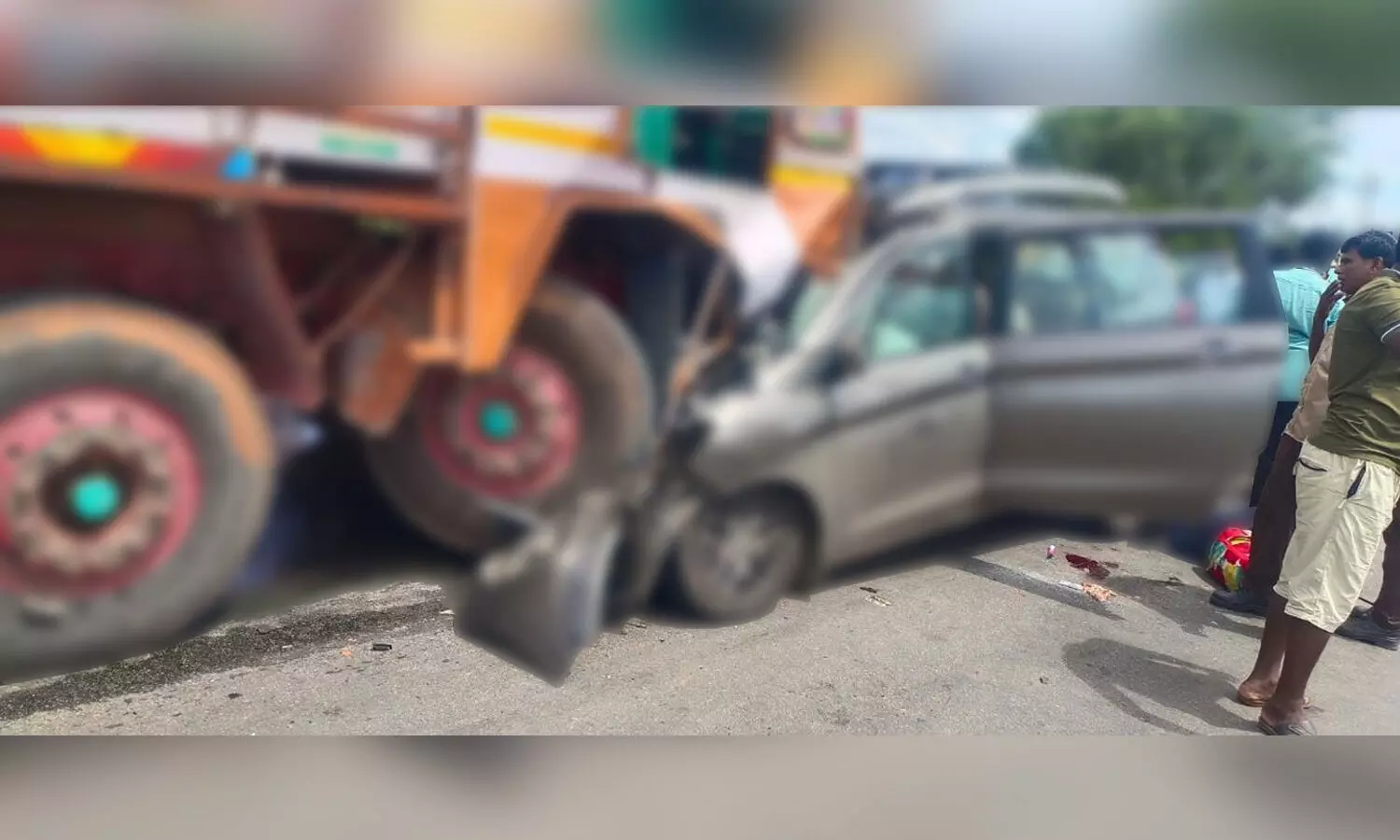Six killed, two critically injured as SUV rams into lorry in Tirupati district