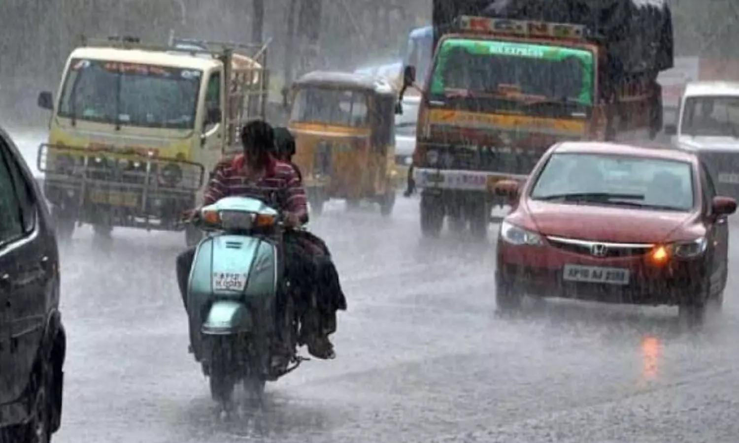 Low pressure area in Bay of Bengal: Heavy rains to continue to lash Telangana, AP for next four days