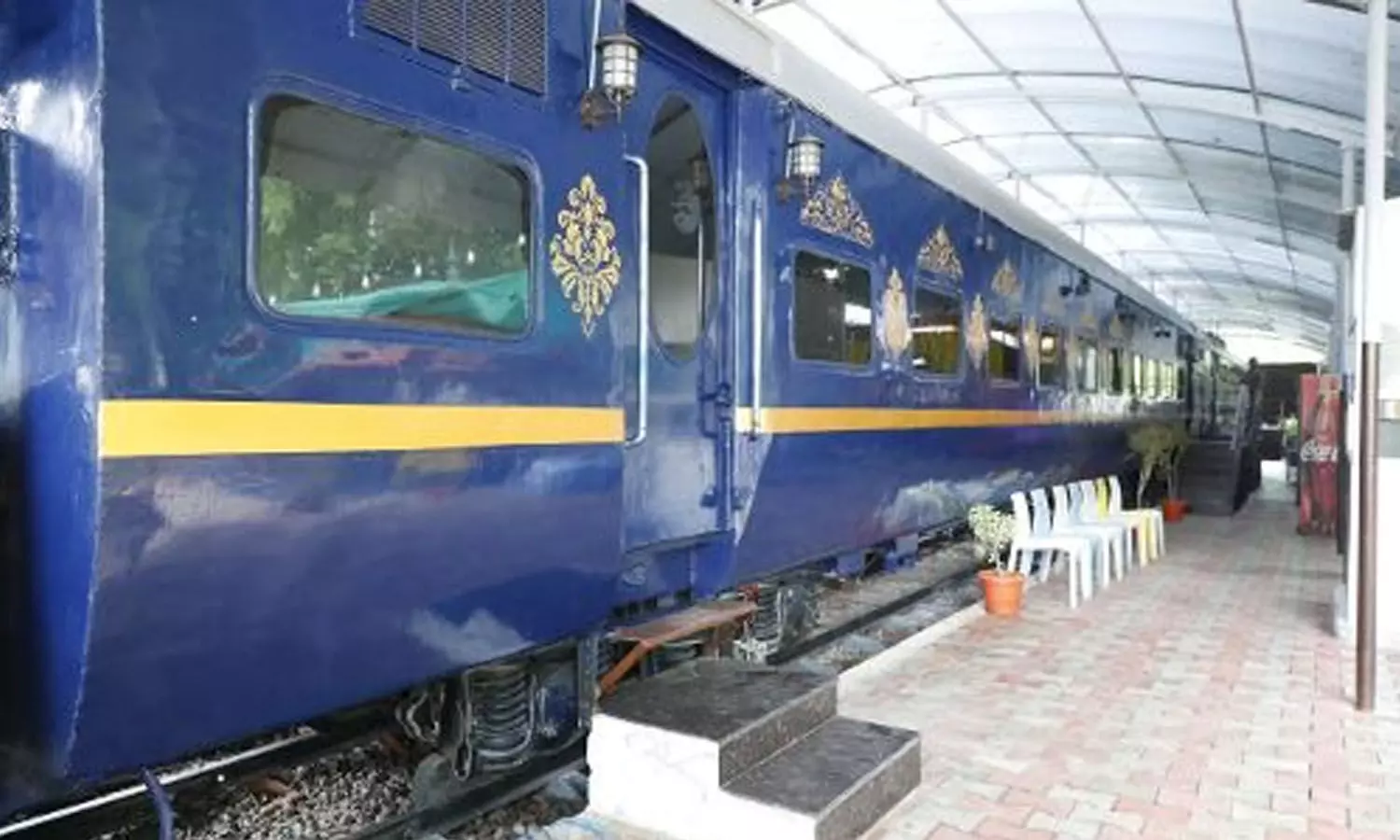 Telanganas first 24-hr heritage coach restaurant opens at Kacheguda Railway Station