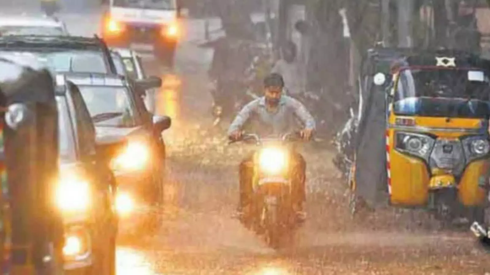 Light to moderate rains across Hyderabad