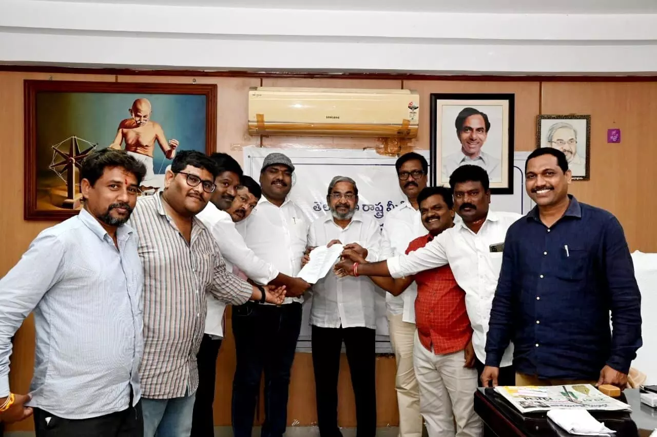 Journalists union thanks Telangana Govt for allocating land in Uppal