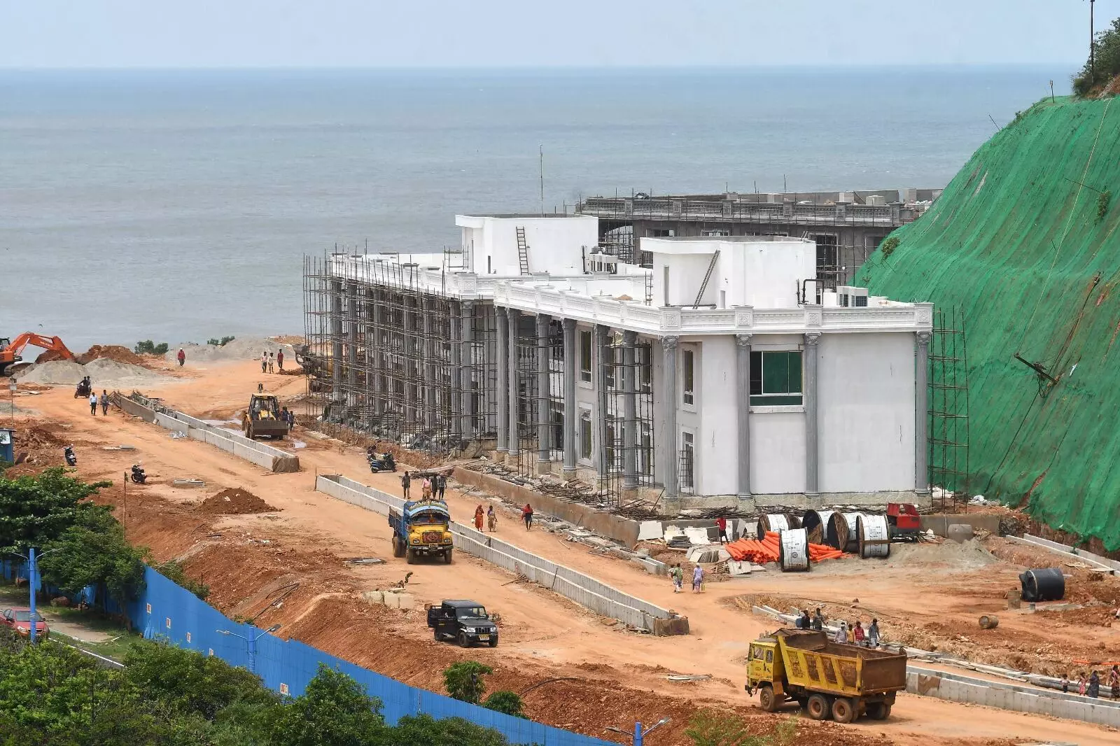 Supreme Court dismisses plea against construction of YS Jagan’s office in Rushikonda