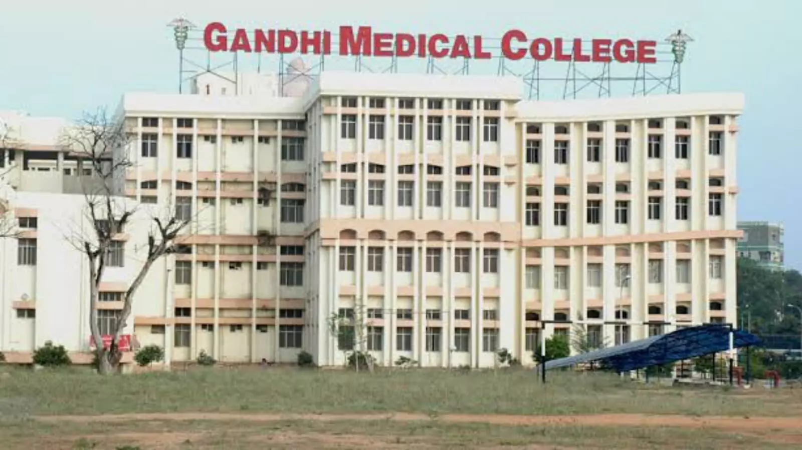 10 medicos suspended from Gandhi Medical College for ragging of juniors
