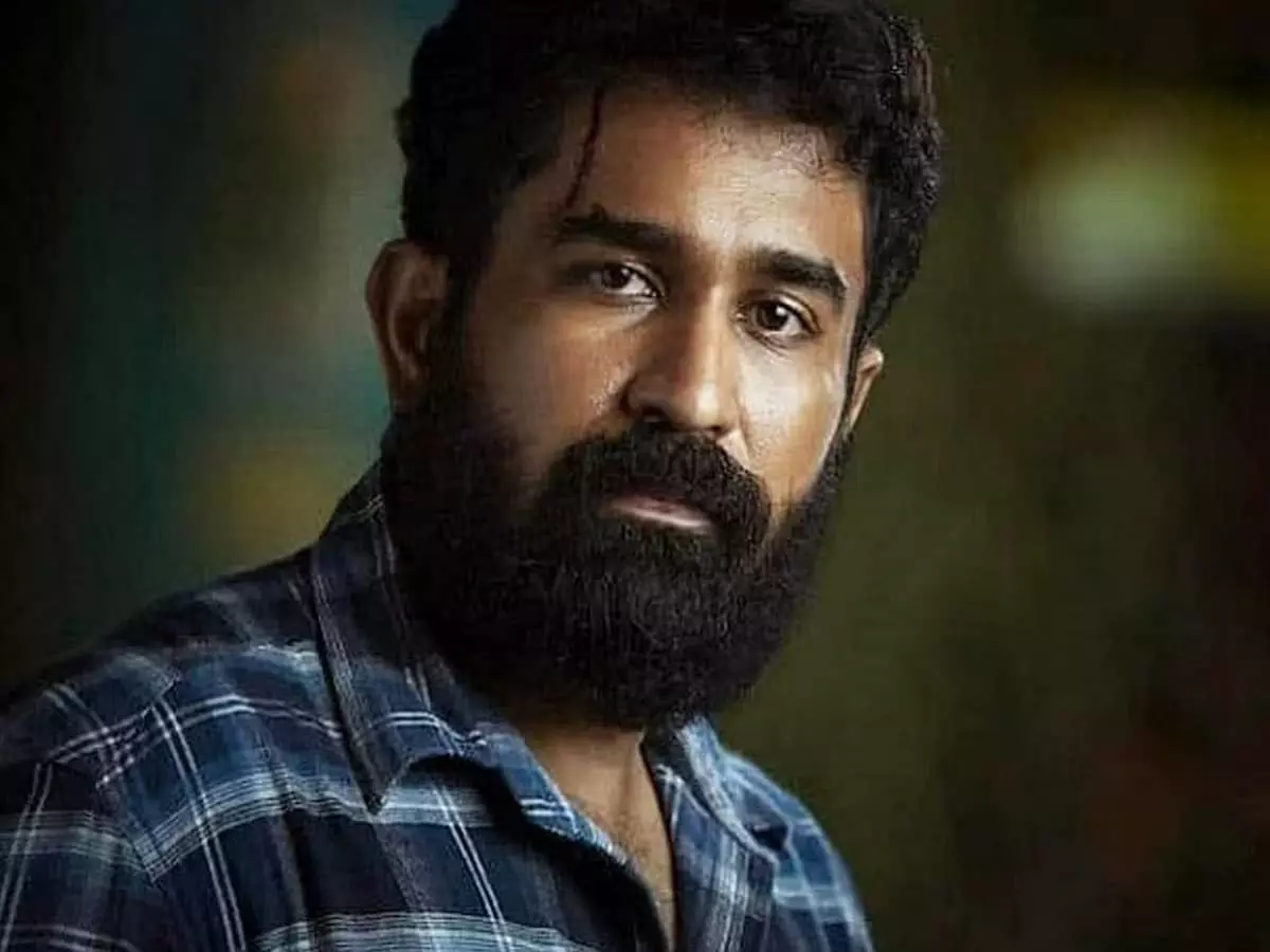 Vijay Antony issues an emotional statement on daughters demise