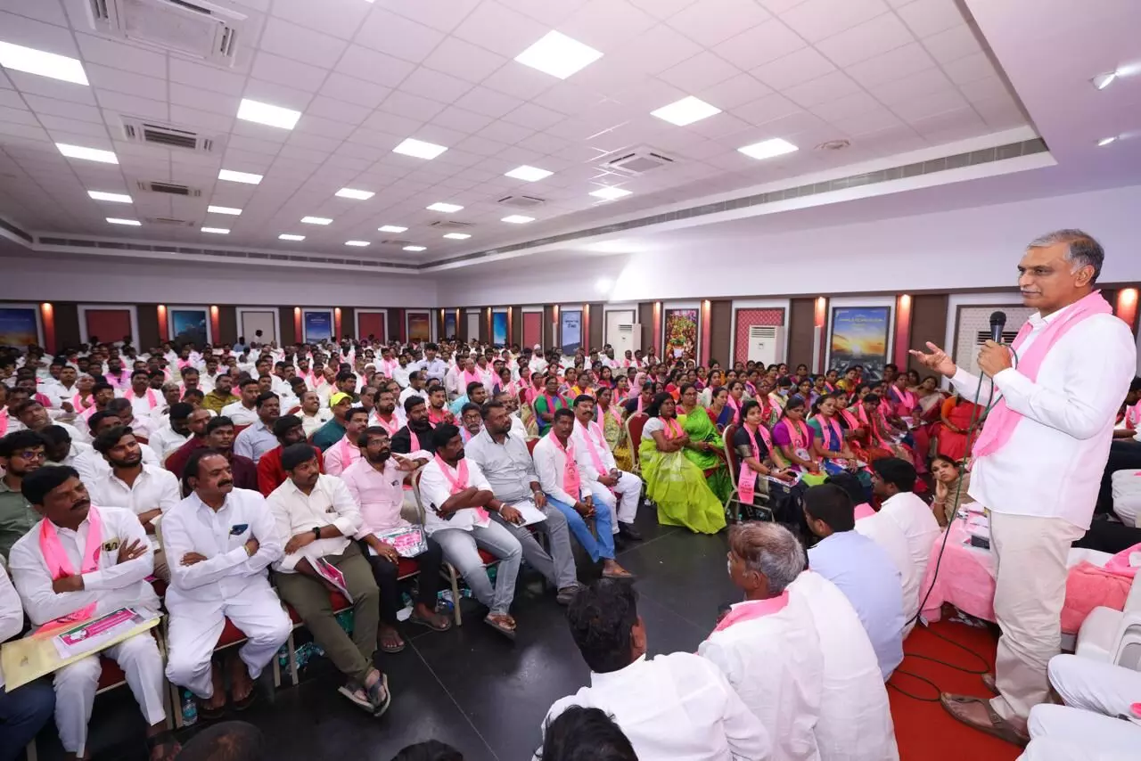 Harish Rao lauds forthright, frank opinions of BRS cadres, urges them to work for BRS win