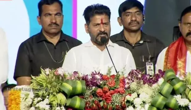 Rythu Bandhu by March 15, Rs 500 cylinder, 200 units free power within one week: Revanth Reddy