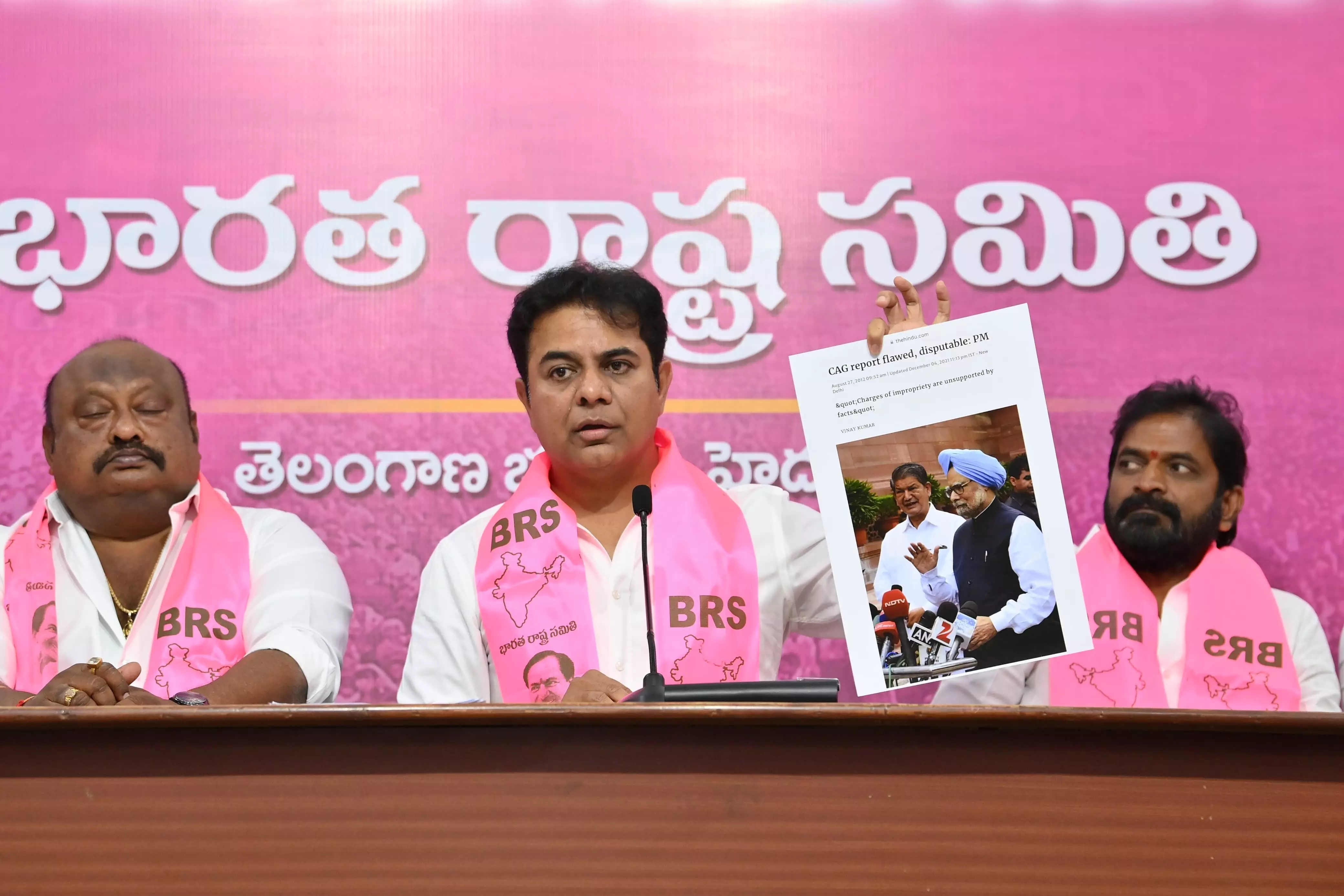 CAG highlighted Rs 52,000-Cr corruption of Congress in Jalayagnam, Rs 900 Cr in Kalwakurthy: KTR