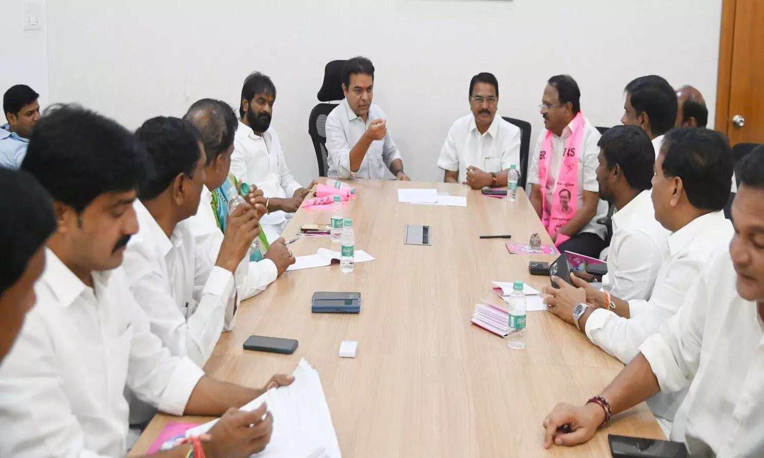 KTR holds review meeting with Mahbubnagar leaders on MLC by-election, Lok Sabha polls