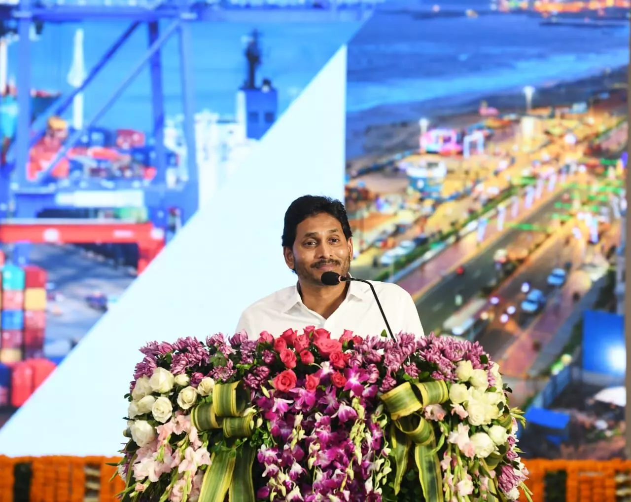 Will take oath, stay here in Vizag after elections, asserts YS Jagan