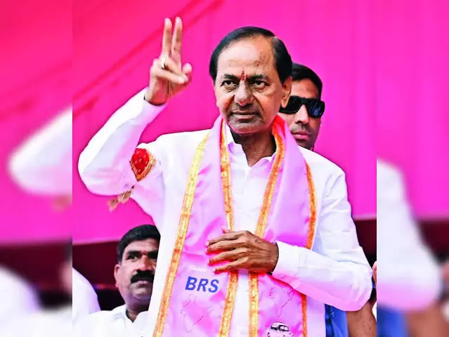 KCR scripting ‘bounce back’ of BRS with illusions on Congress fading fast