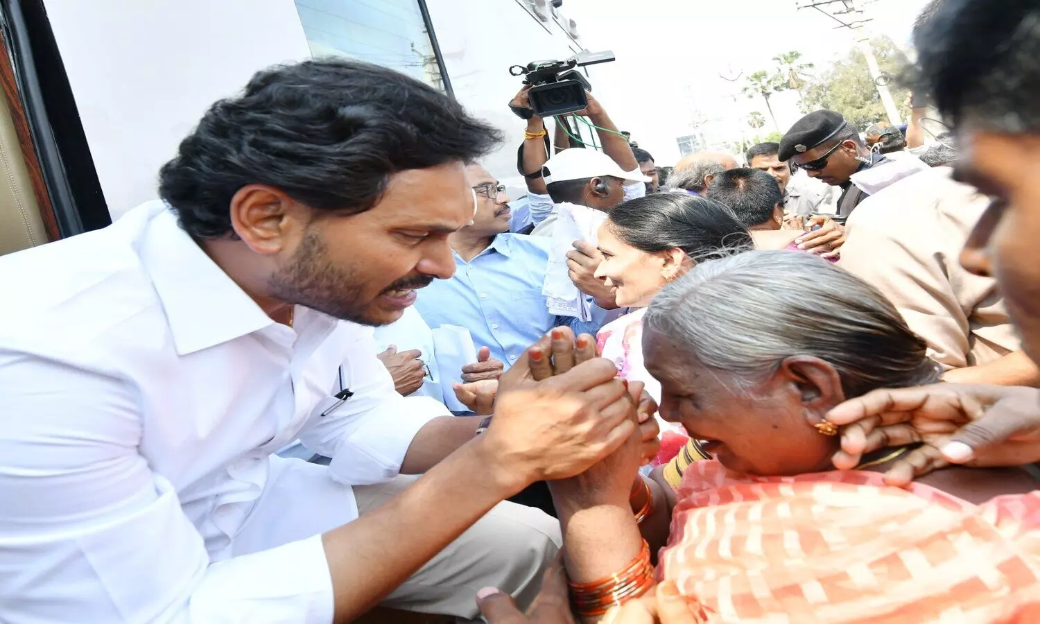 YS Jagan commences Memantha Siddham bus yatra after a days rest following attack